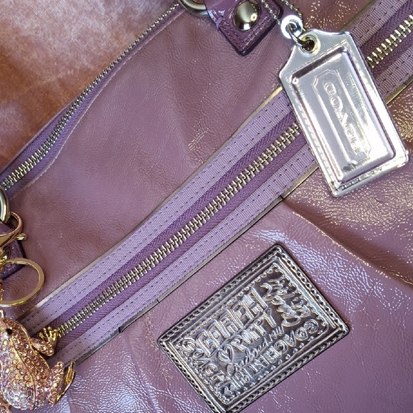 EUC COACH POPPY LAVENDER X LARGE Bag - Picture 2 of 9